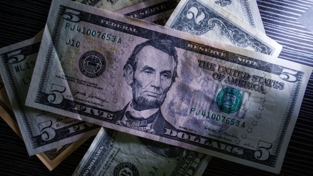 高盛：鹰派的货币政策将推动美元指数进一步走强