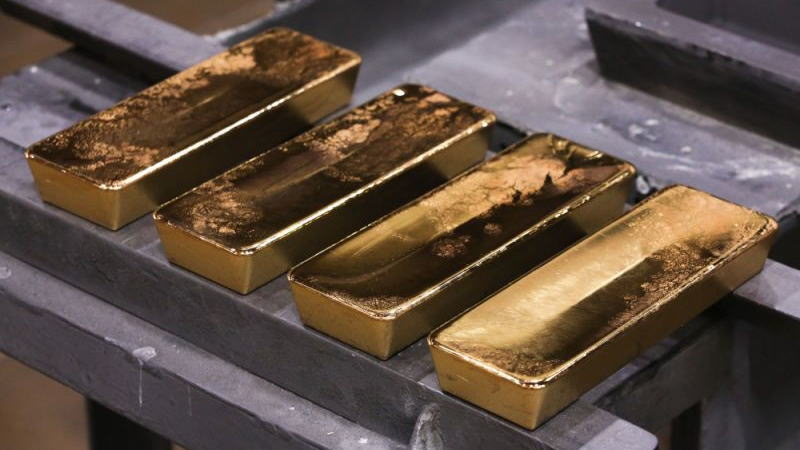 随着金价持续创新高，中国黄金进口量骤降