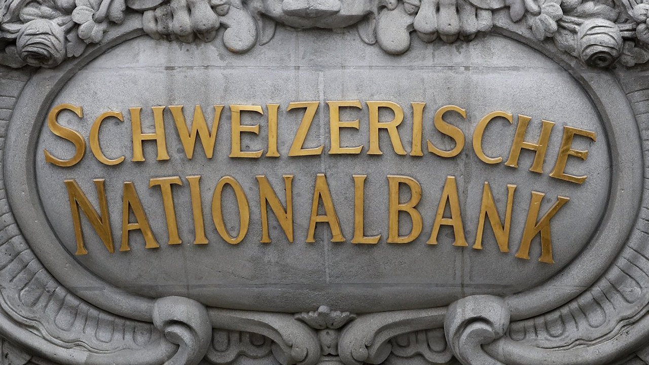行长托马斯·乔丹表示，瑞士(SUI)的中性利率可能略低于其他发达经济体...