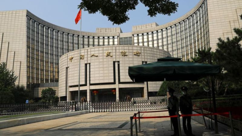 调查：中国央行将维持MLF利率不变并回笼部分资金